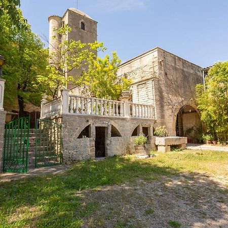 Bed and Breakfast Mas Du Cres Galargues Exterior foto