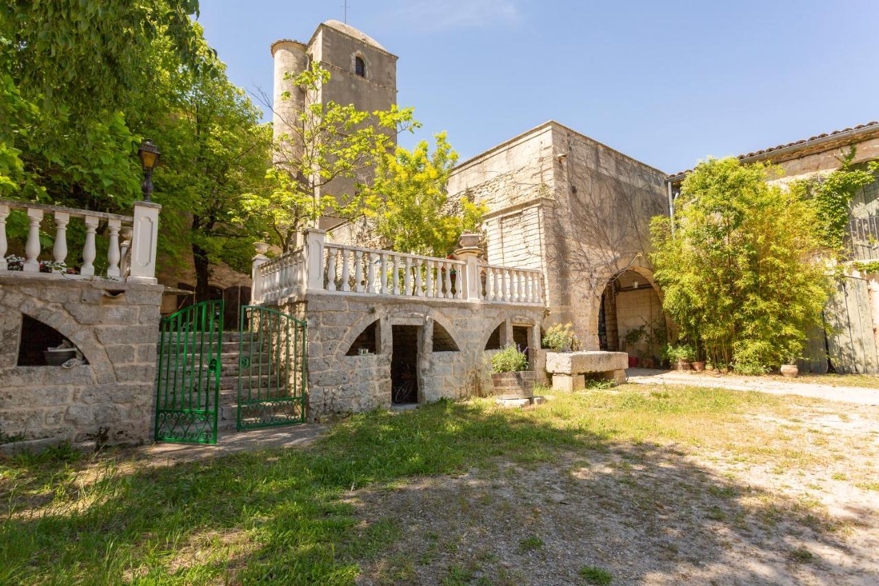 Bed and Breakfast Mas Du Cres Galargues Exterior foto