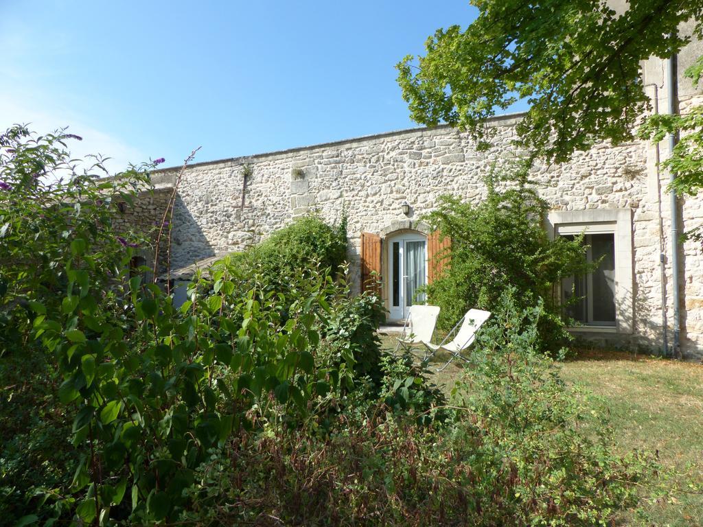 Bed and Breakfast Mas Du Cres Galargues Exterior foto